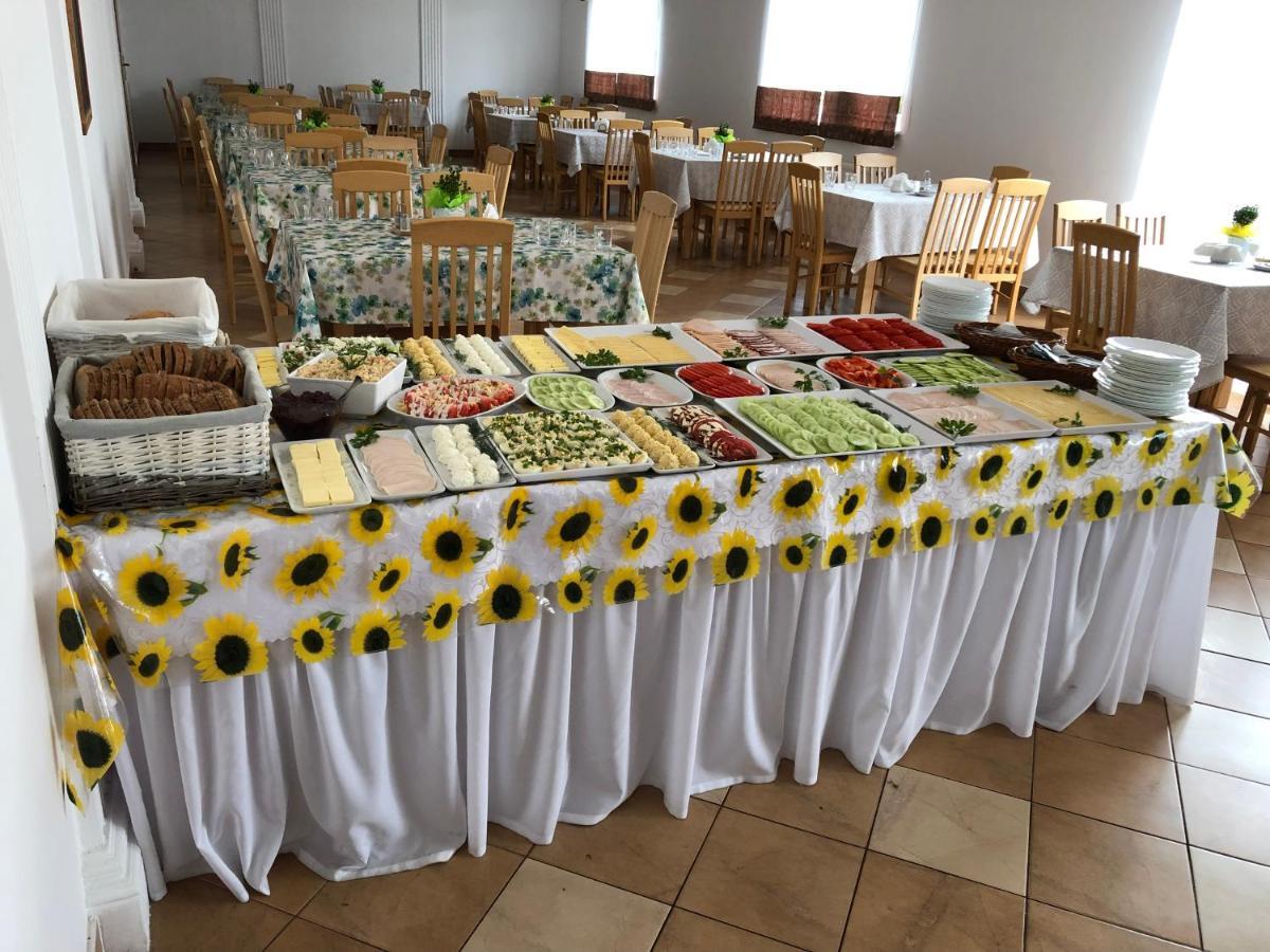 Tasarz Osrodek Wczasowy Bed & Breakfast *